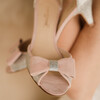 Sandale argentée aux détails rose 
