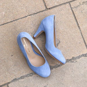 Blue pump