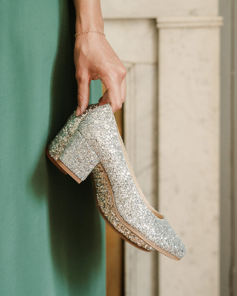 Escarpin en glitter argent