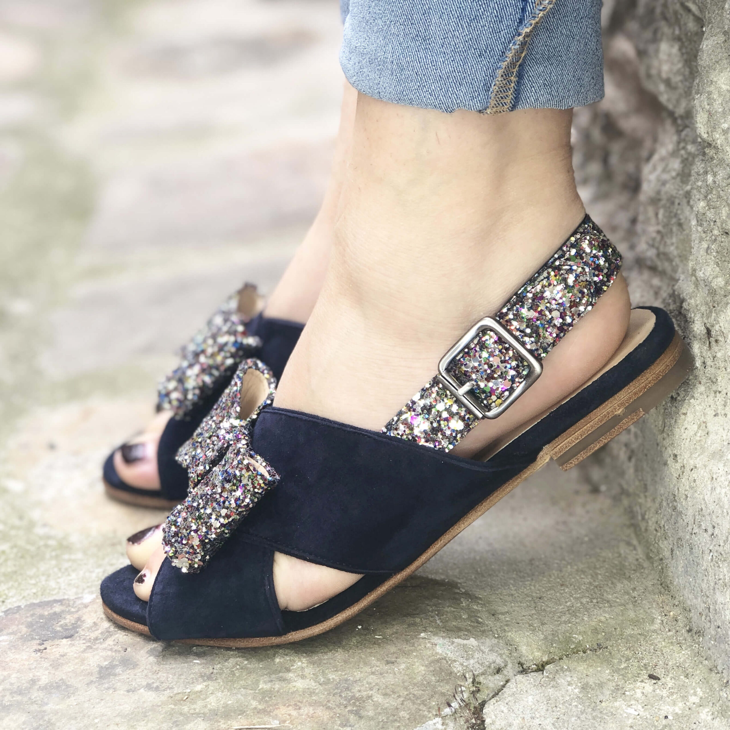 Adèle en cuirs velours marine et glitter chrome