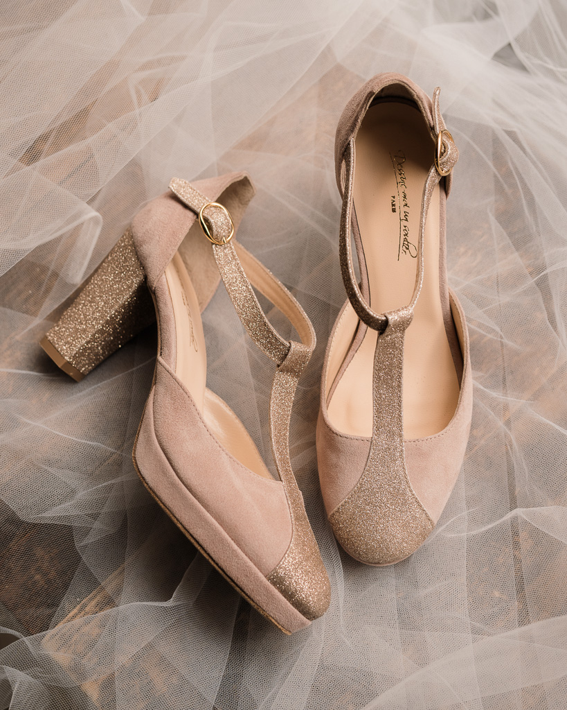 Salomé en cuir velours rose poudré et paillettes or blond2