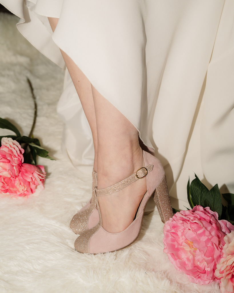Salomé en cuir velours rose ballerine et or blond.2