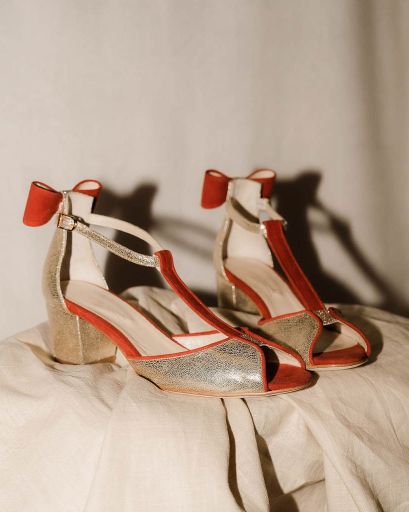 Charlotte en cuir velours terracotta et irisé champagne